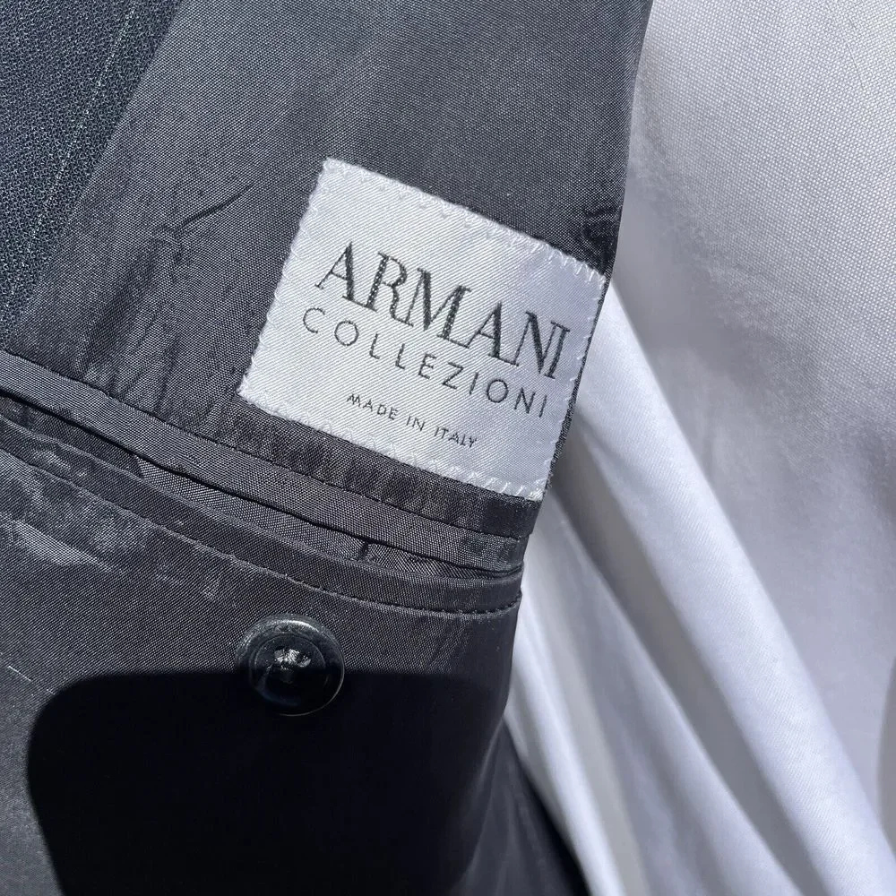 Armani Collezioni blazer men's (42R) Lana Wool navy pinstripe‎ Made In Italy
